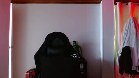 David Big online show from October 8, 4:24 pm