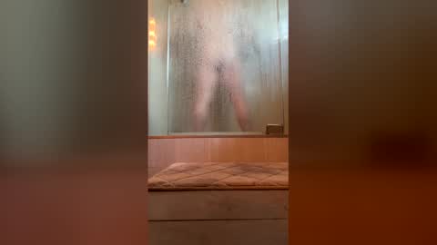 muscle_godd online show from May 23, 7:43 pm