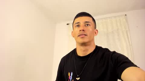 Muscle Man online show from November 13, 9:50 pm