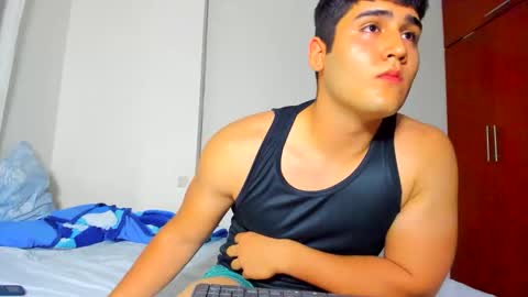 muscleboy online show from November 20, 4:44 am