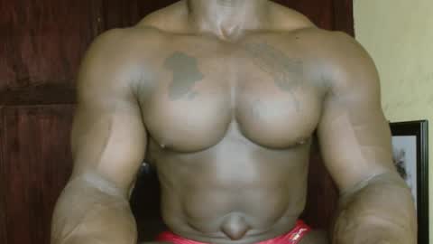 musclegod23 online show from February 16, 2:04 pm