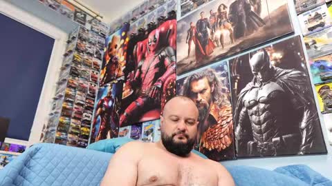 Chris online show from April 21, 6:09 am