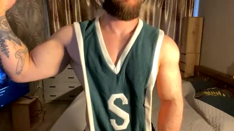 muscularjuggler online show from March 18, 3:12 am