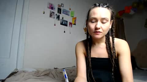 Muse Ali  online show from December 16, 1:21 am