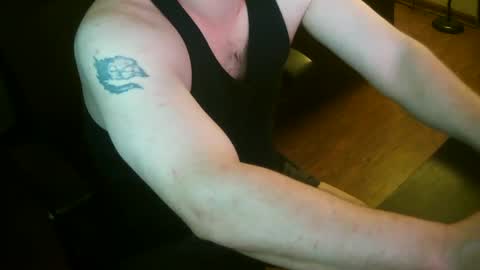 mustenjoyhead79 online show from October 2, 10:52 pm