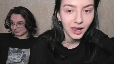 cute couple online show from April 20, 6:11 pm