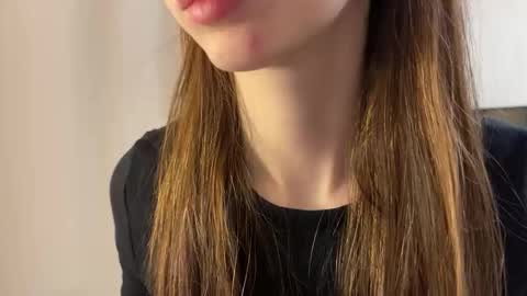 JIN online show from December 1, 3:43 pm