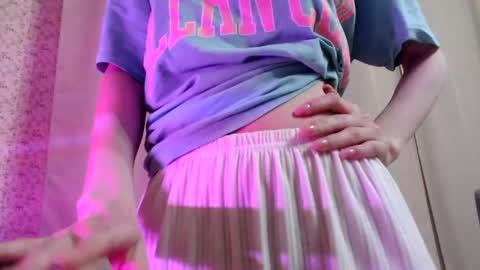 JIN online show from November 25, 4:39 pm