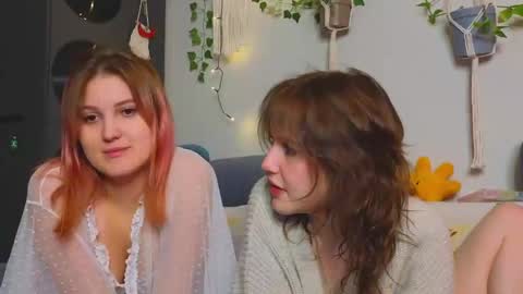  PARIS   online show from December 27, 6:53 pm