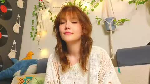  PARIS   online show from January 12, 6:17 am