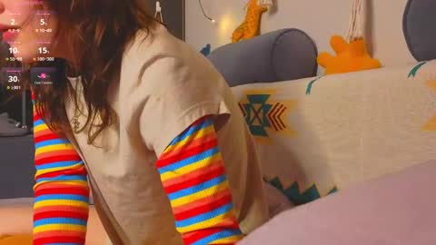  PARIS   online show from January 3, 8:54 pm