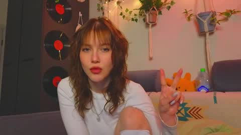  PARIS   online show from January 10, 2:25 am