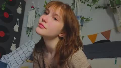  PARIS   online show from February 14, 1:02 am