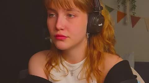  PARIS   online show from September 29, 10:42 pm