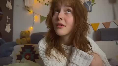  PARIS   online show from March 3, 8:11 pm