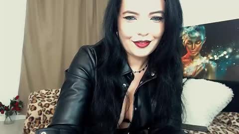 mistress Mya online show from October 31, 11:16 pm