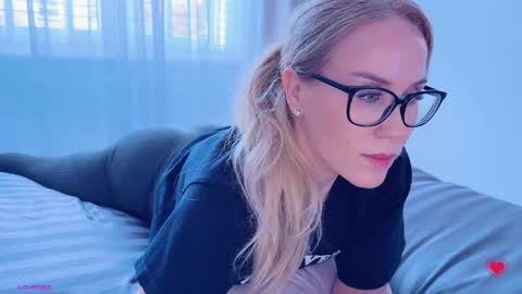 Mya-be Yours P online show from October 7, 3:52 pm