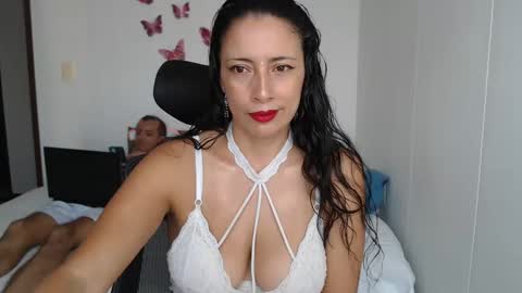 mary and charlie online show from January 18, 10:28 pm