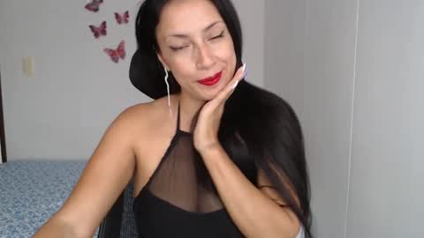 mary and charlie online show from February 11, 10:39 pm