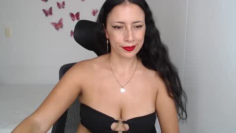 mary and charlie online show from February 2, 5:26 pm