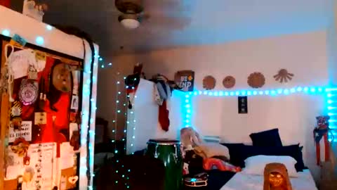 LA MARIPOSA DE MARICOPA online show from October 2, 1:10 pm