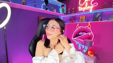 Milly Cute online show from February 14, 5:10 am