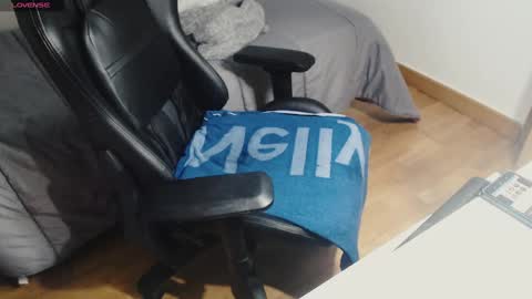 Juan  OF  myhairymacho online show from March 2, 1:26 am