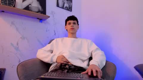 Mykel   online show from October 12, 1:59 pm