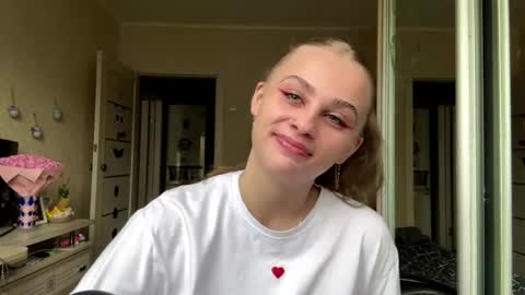 Ele online show from April 15, 7:12 am