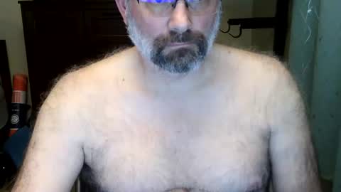 Just hanging out - No pressure online show from March 24, 5:13 am