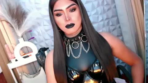 SUPPORT GODDESS TRISHA  AND DONT FORGET TO FOLLOW ME online show from October 30, 6:03 am