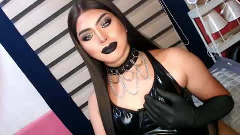 SUPPORT GODDESS TRISHA  AND DONT FORGET TO FOLLOW ME online show from July 22, 5:59 pm