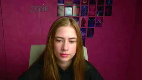 Snapshot of mysticemeli chatting on October 26, 6:36 am Emelie online show from October 26, 6:36 am