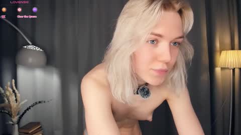 Olivia or just olive online show from March 10, 2:16 am