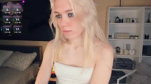 Olivia or just olive online show from October 11, 7:39 pm