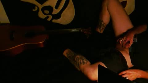 n33koblakk online show from April 11, 1:37 pm