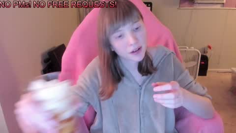 Natalie Marlo online show from January 25, 9:04 am