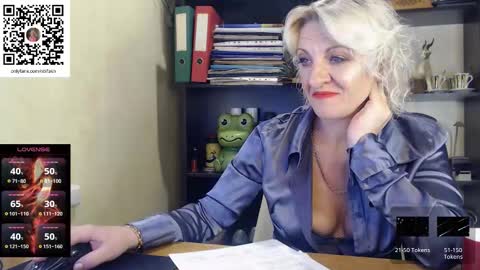 Snapshot of nadin_slut chatting on October 20, 5:51 pm Nadin online show from October 20, 5:51 pm