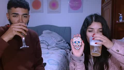 naduu__xx online show from December 14, 2:22 am