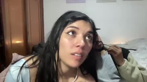 naduu__xx online show from February 21, 3:12 am