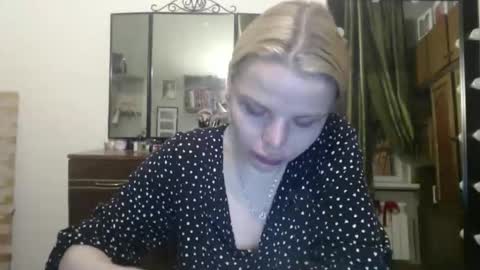 nadyagt online show from May 19, 6:48 pm