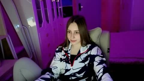 naebina online show from December 15, 11:06 am