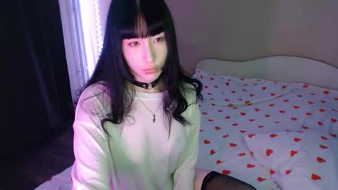 Naemi online show from October 6, 3:30 pm