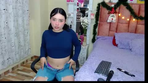 Snapshot of nahia__2 chatting on December 14, 4:41 pm nahia cute only online show from December 14, 4:41 pm