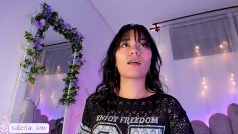 nahialov online show from March 11, 2:03 am