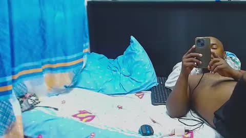 NahomiMakelele online show from October 12, 6:06 am