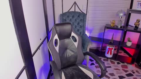 Nahomi online show from October 23, 5:09 am