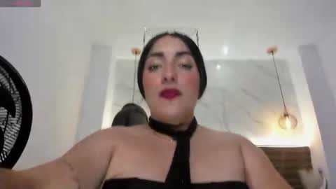 naiah_blue online show from July 22, 8:00 pm