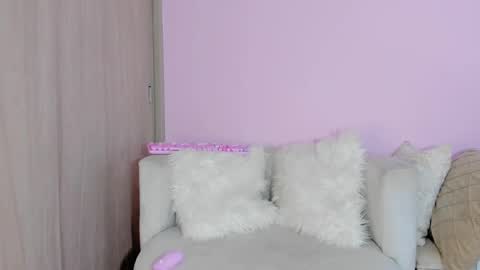      online show from February 6, 5:09 pm