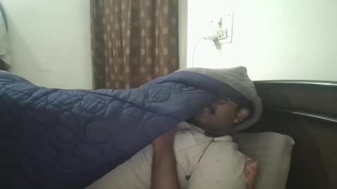 NAIRANANDU28 online show from March 21, 8:41 am